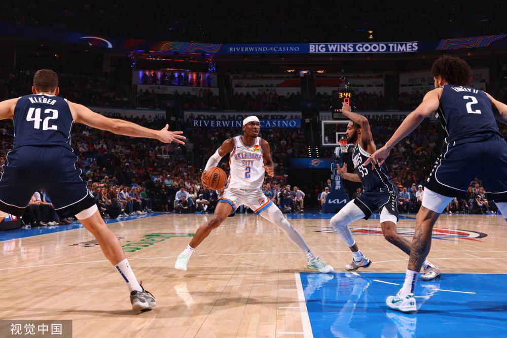 增添了一丝 增添了一丝